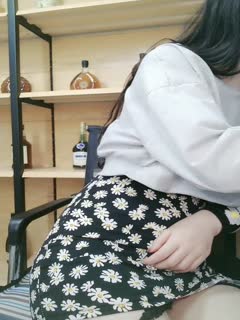 精品推荐-香奈儿酒店偷拍胸大气质美女私会情人性欲旺盛不停要,把鸡巴搞硬坐上去操,累的要虚脱